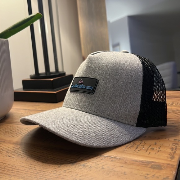 Quicksilver Mesh Back Hat - Picture 3 of 8